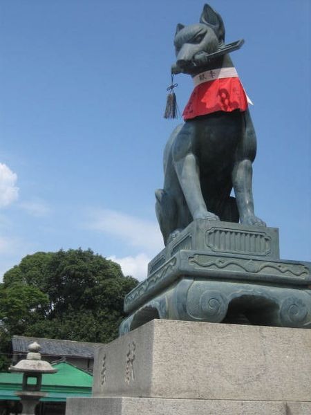 inari-kitsune-min_4ace65929ed343baa94f7fc20ba9ed25_grande komainu thần đạo nhật bản
