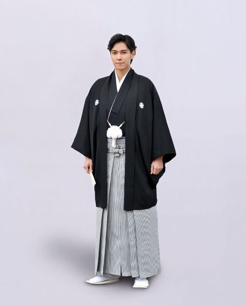 Montsuri haori hakama