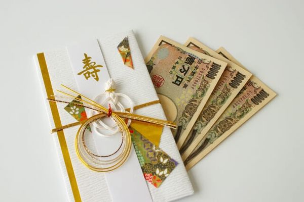 tiền mừng cưới