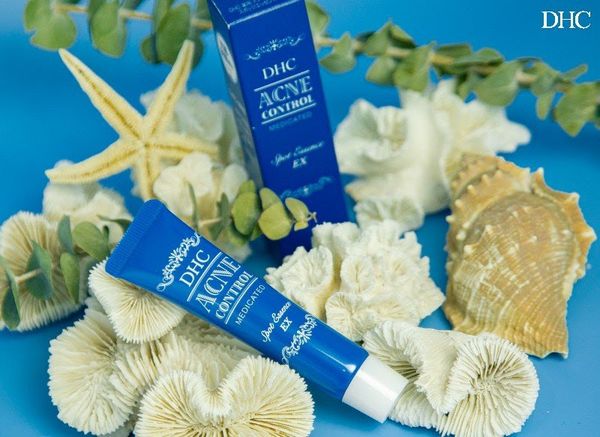 thuốc trị mụn nhật bản