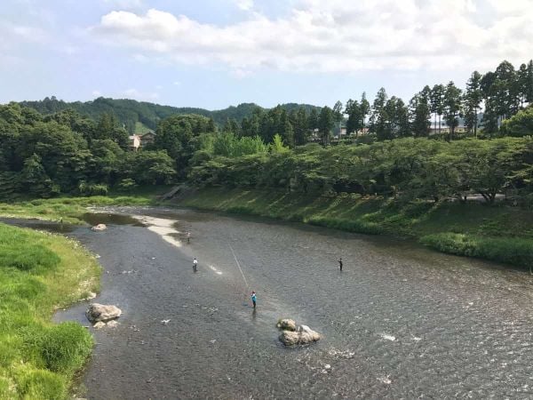山と言えば川