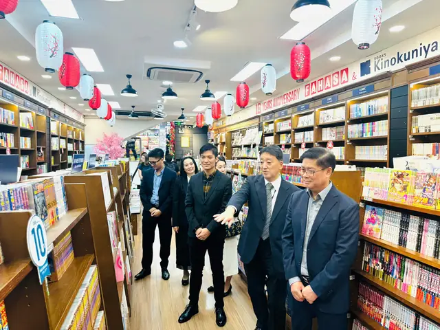 Cửa Hàng Sách Tiếng Nhật