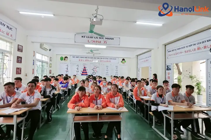 Lớp Học Tiếng Nhật Cho Người Mới Bắt Đầu Lớp Học Tiếng Nhật Cho Người Mới Bắt Đầu