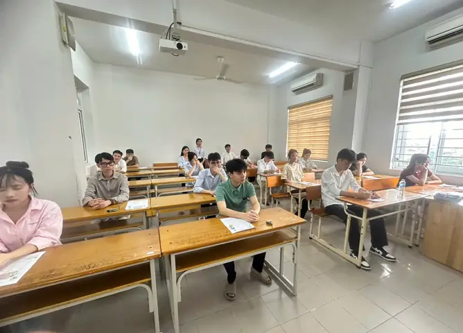 Thi Topj Tiếng Nhật